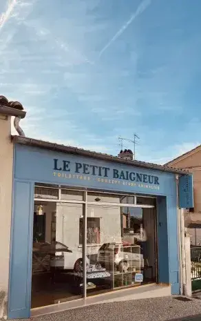 LE PETIT BAIGNEUR